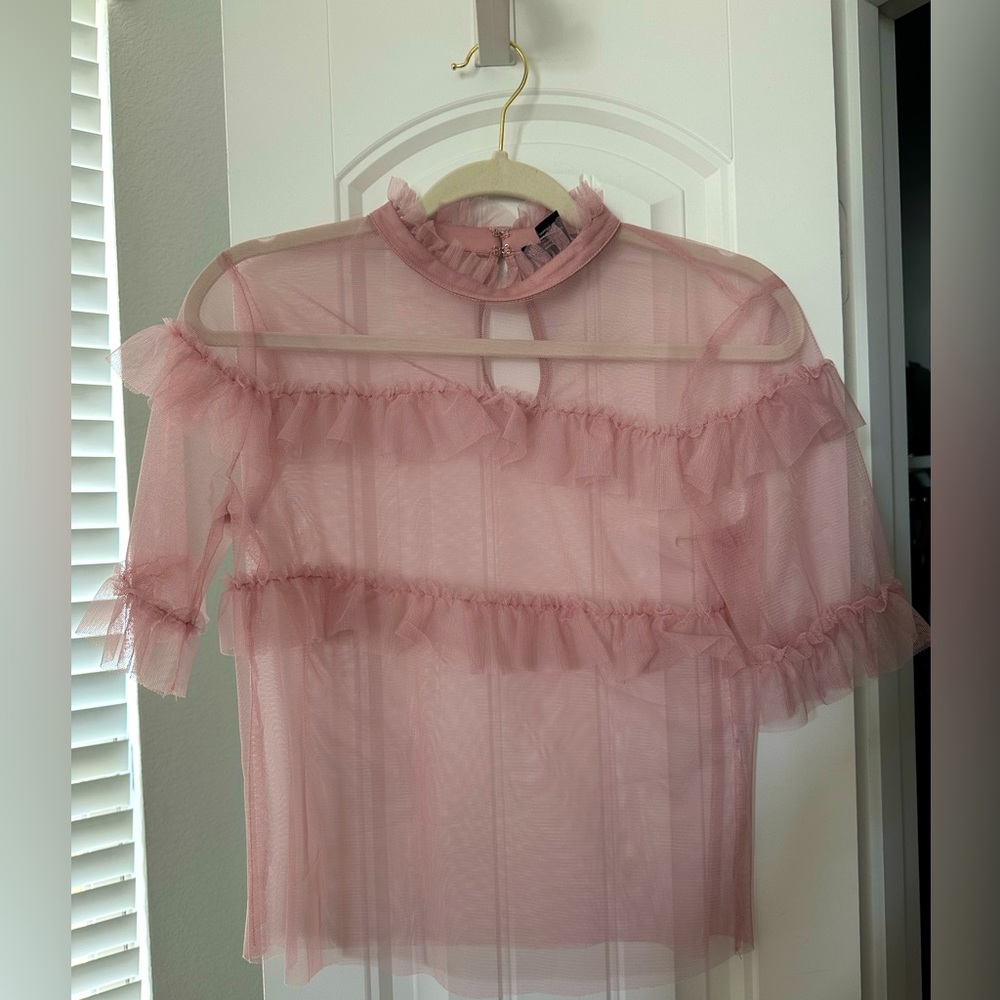 Forever 21 see through pink ruffle cropped shirt size small